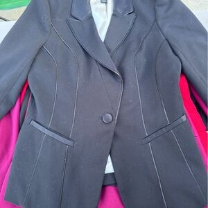 Elegant Black Women's Blazer